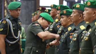 Jenderal Dudung Pimpin Serah Terima Enam Pejabat Tinggi TNI AD
